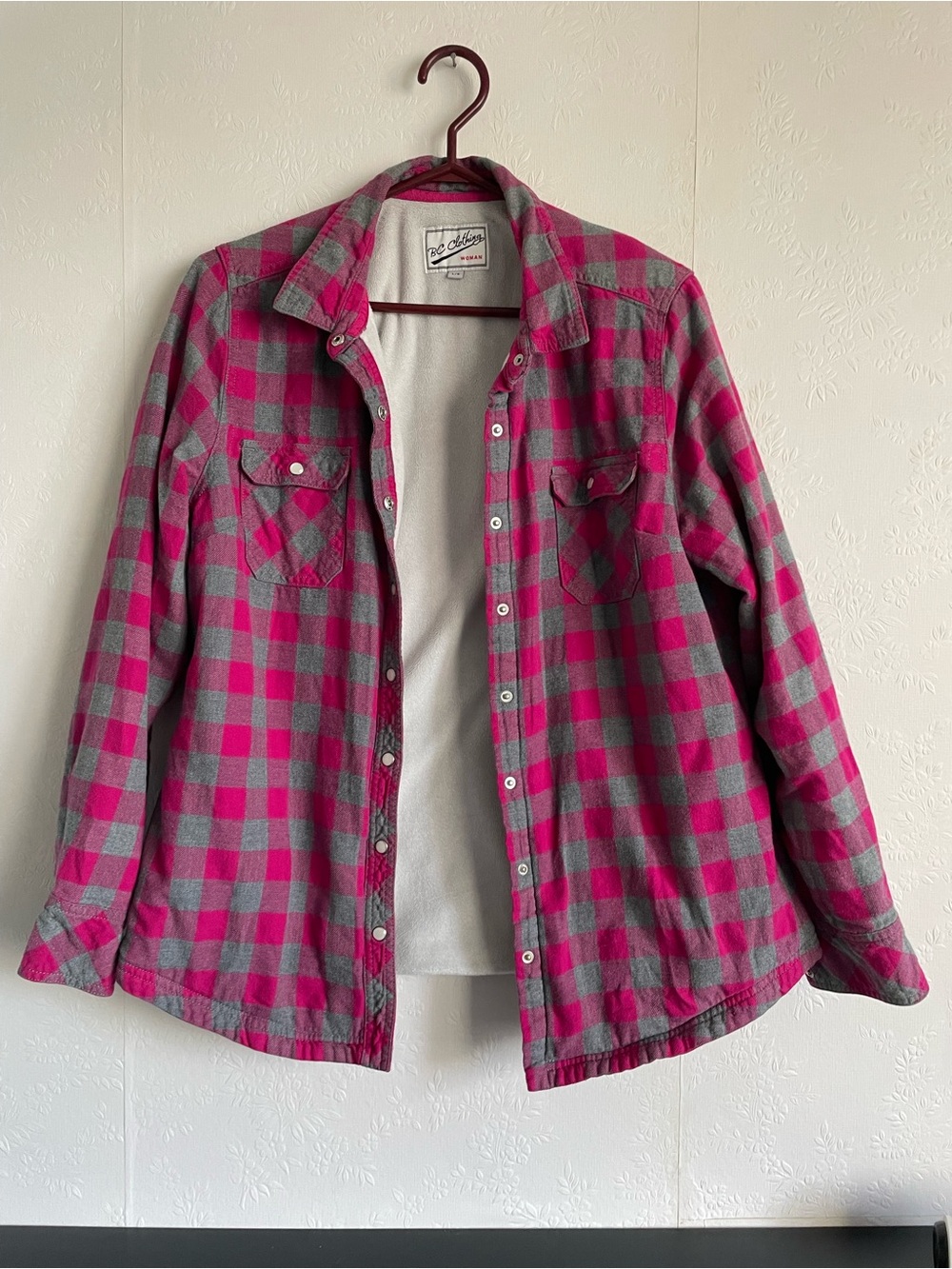 🎁3/$30 BC Clothing Women's Pink & Gray Plaid Button-Up Jacket